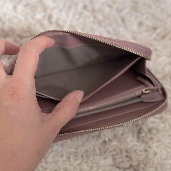 Luxury Coquette FENDI By the Way Pink Blush Rose Leather Zip Around Long Wallet - Picture 11 of 13